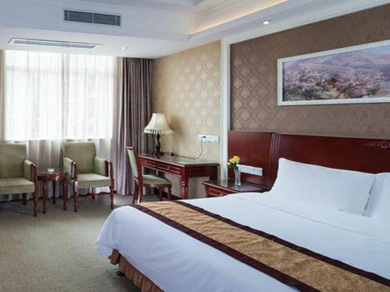 Vienna Hotel Dongguan Songshan Lake Bagian luar foto